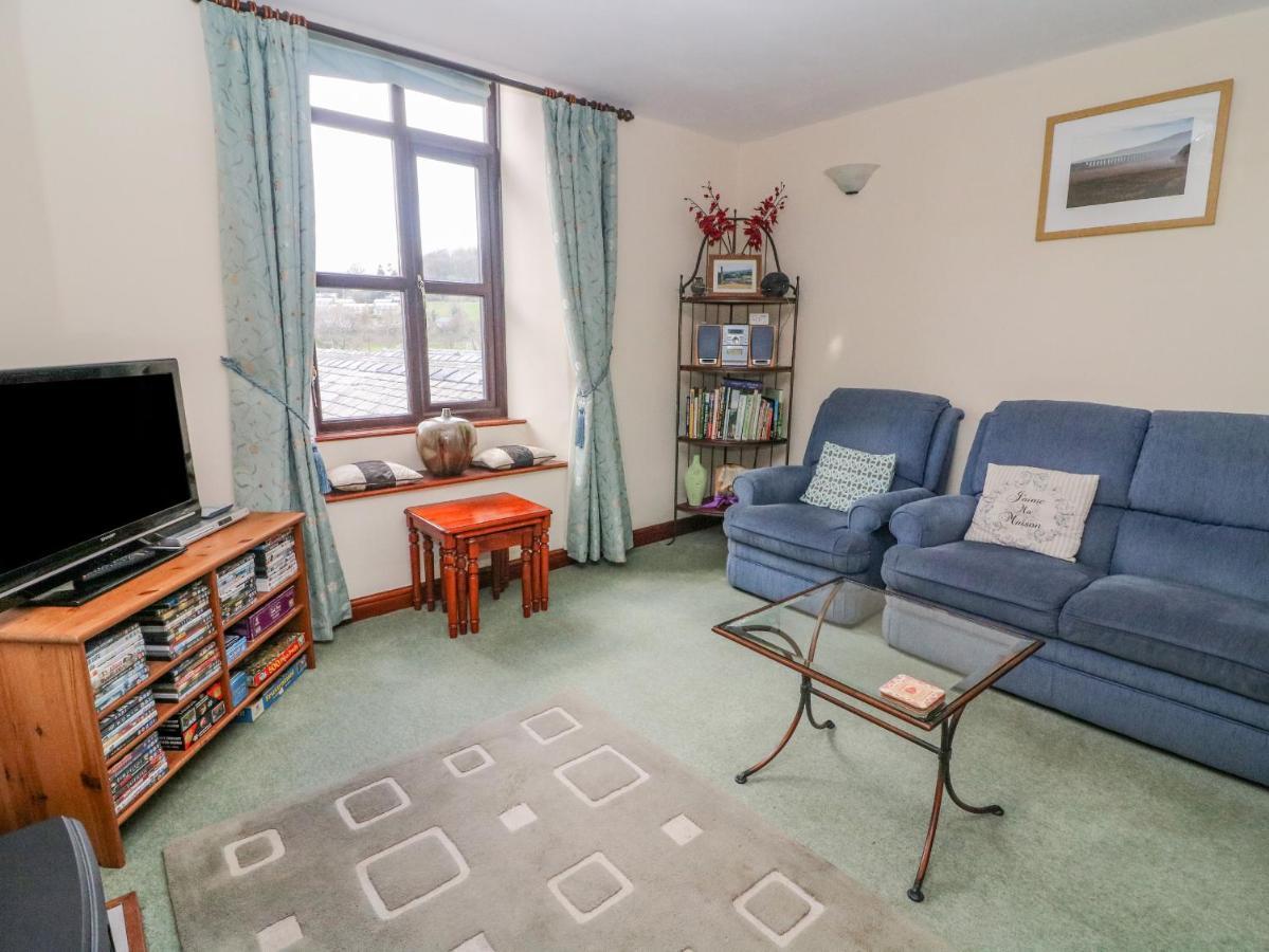 Watershed Cottage Settle Exteriör bild